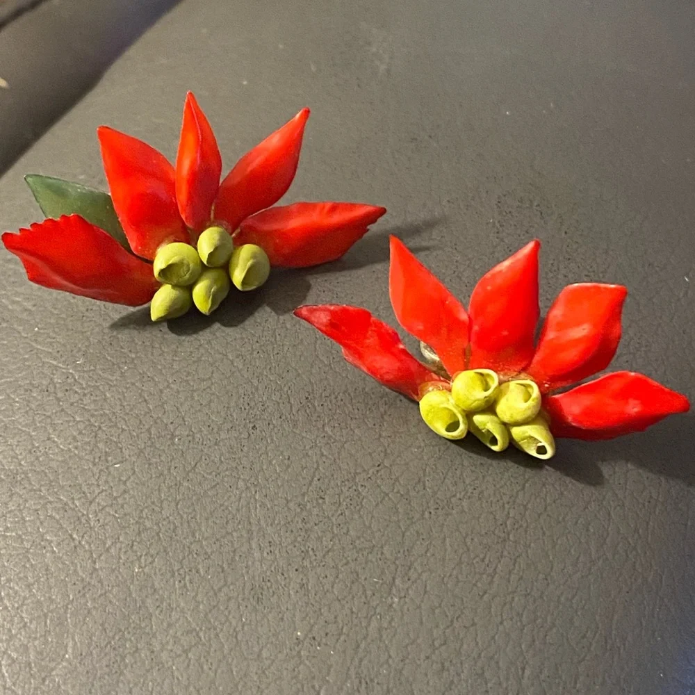 Vintage Hand Made Christmas Poinsettia Flower Brooch Matching Screw Back Earring